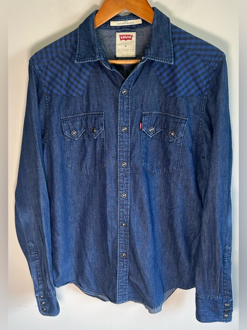 Levi’s Slim Fit Men's Shirt Size M Western Denim Check Patched Pockets Like New